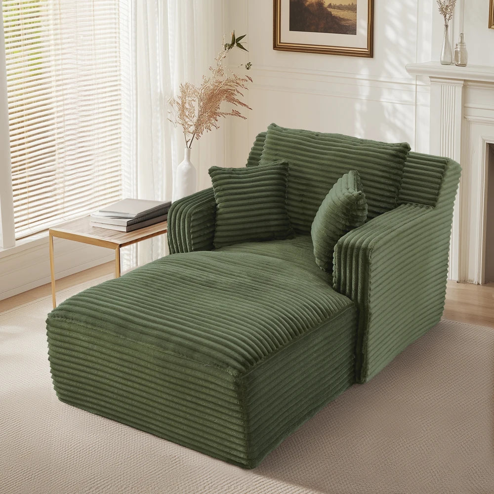 Chaise longue en velours côtelé à larges côtes, vert, dans un salon