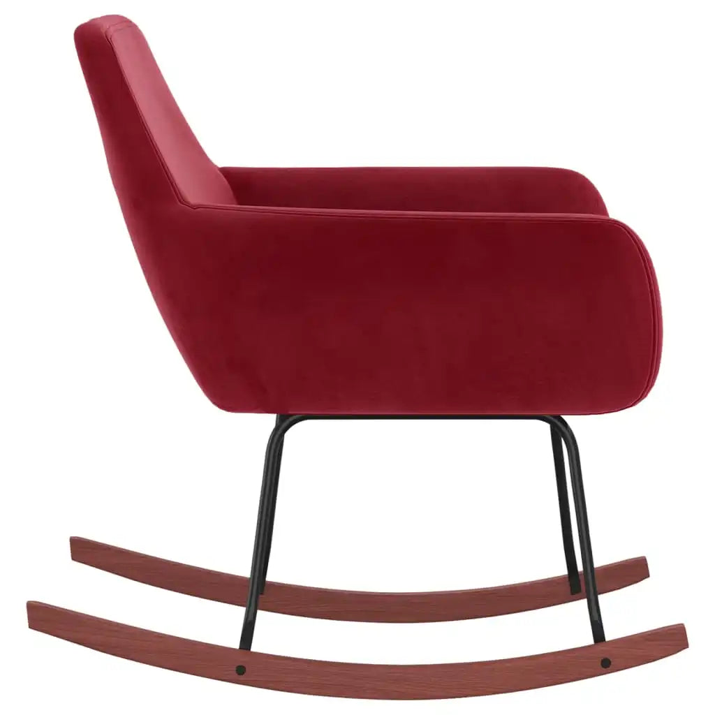 Fauteuil à bascule bordeaux en velours, vue de profil