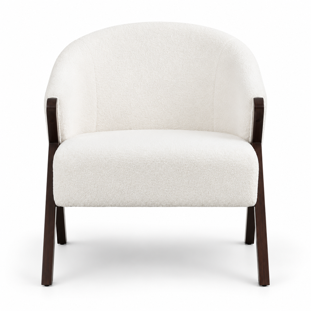 Fauteuil blanc en tissu bouclé à structure en bois foncé, vue frontale sur fond blanc