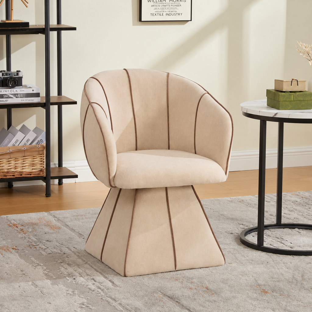 Fauteuil pivotant, camel, dans un salon